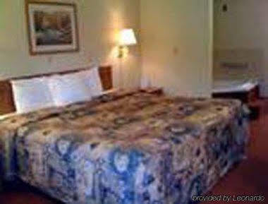 Knights Inn Charleston West Virginia מראה חיצוני תמונה