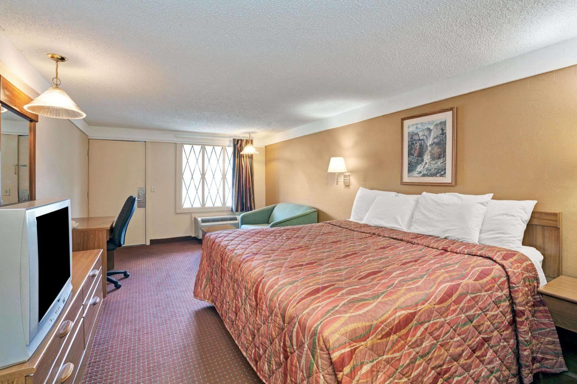 Knights Inn Charleston West Virginia מראה חיצוני תמונה
