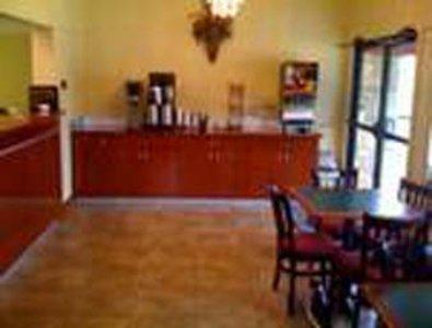 Knights Inn Charleston West Virginia מסעדה תמונה